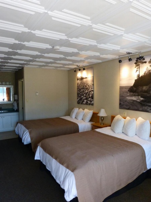 Catalina Motel image 20