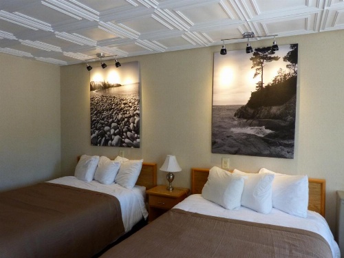 Catalina Motel image 22