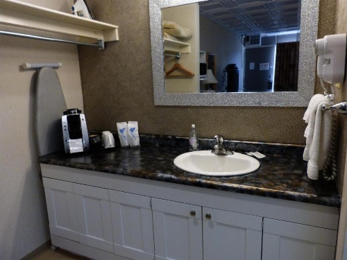 Catalina Motel image 39